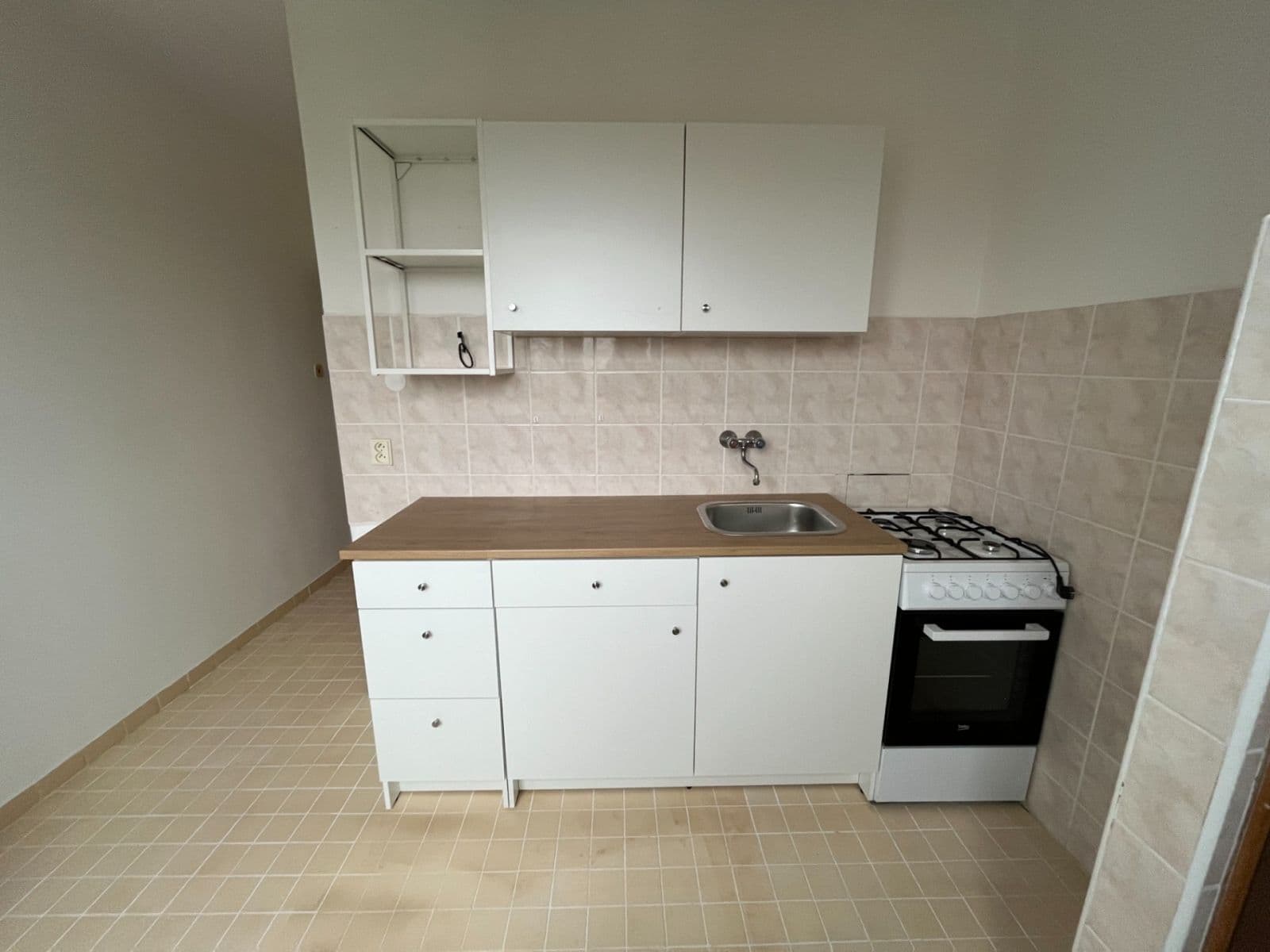 Prenájom bytu 3-izbový 62 m², Pod Svahem, Tachov, Plzeňský kraj Prenájom bytu 3-izbový 62 m², Pod Svahem, Tachov, Plzeňský kraj