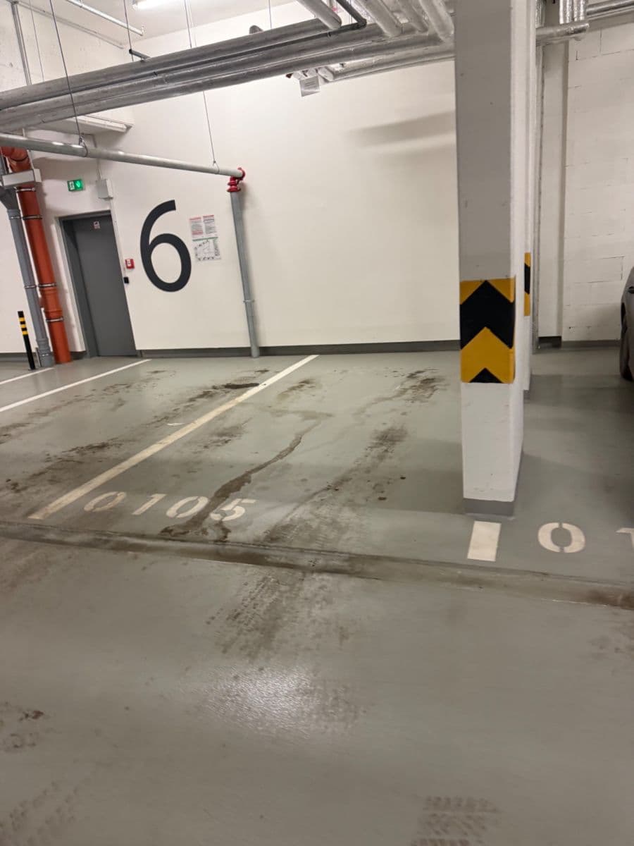 Prenájom garáže 5 m², U Viktorie, Praha, Praha Prenájom garáže 5 m², U Viktorie, Praha, Praha