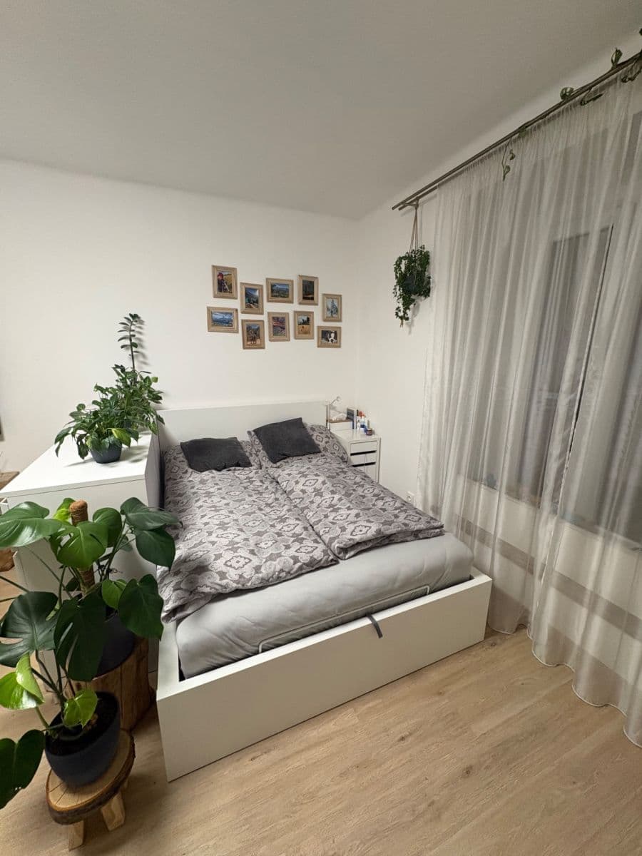 Prenájom bytu 1-izbový 36 m², U Plynárny, Praha, Praha Prenájom bytu 1-izbový 36 m², U Plynárny, Praha, Praha