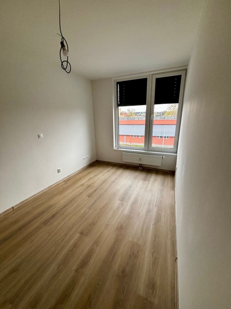 Prenájom bytu 2-izbový 55 m², Americká, Kladno, Středočeský kraj Prenájom bytu 2-izbový 55 m², Americká, Kladno, Středočeský kraj