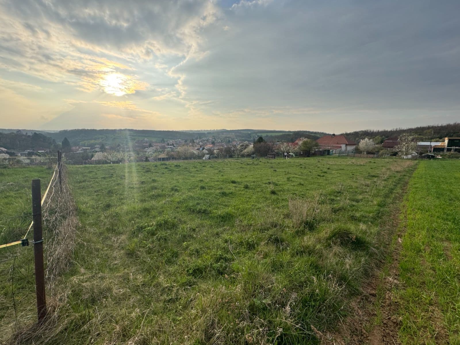 Predaj pozemku 1.000 m², Silůvky, Jihomoravský kraj Predaj pozemku 1.000 m², Silůvky, Jihomoravský kraj
