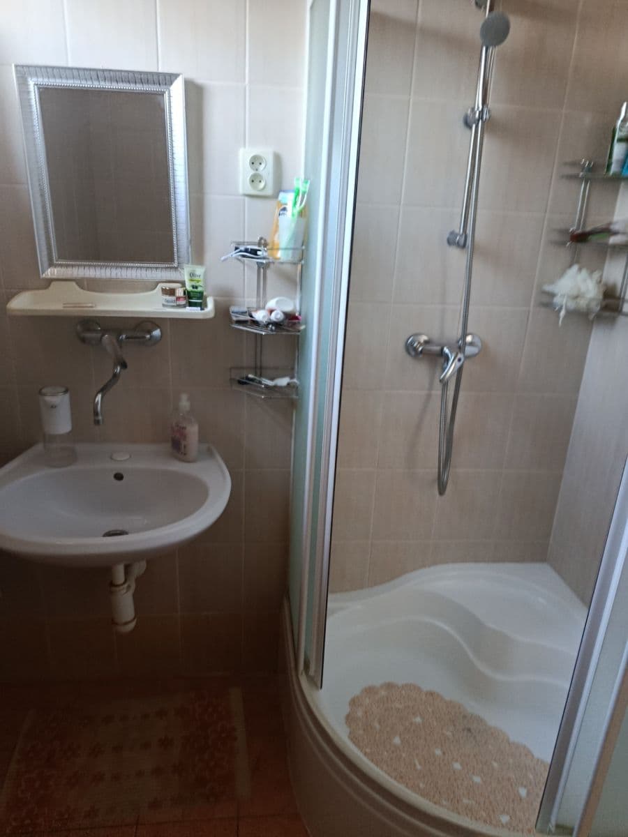 Predaj domu 180 m², pozemek 100 m², Koryčany, Zlínský kraj Predaj domu 180 m², pozemek 100 m², Koryčany, Zlínský kraj