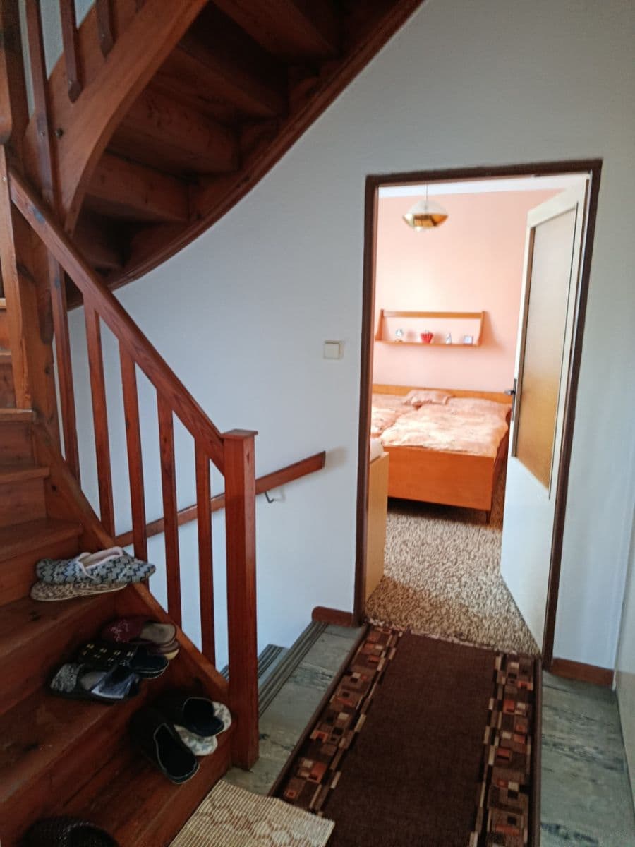 Predaj domu 180 m², pozemek 100 m², Koryčany, Zlínský kraj Predaj domu 180 m², pozemek 100 m², Koryčany, Zlínský kraj