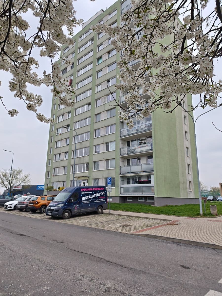 Prenájom bytu 2-izbový 49 m², Švédská, Kladno, Středočeský kraj Prenájom bytu 2-izbový 49 m², Švédská, Kladno, Středočeský kraj