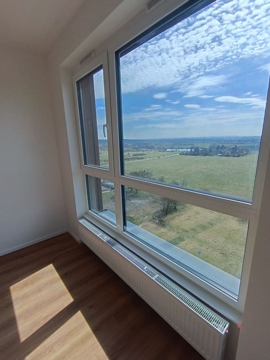 Prenájom bytu 3-izbový 71 m², Arnošta Valenty, Praha, Praha Prenájom bytu 3-izbový 71 m², Arnošta Valenty, Praha, Praha