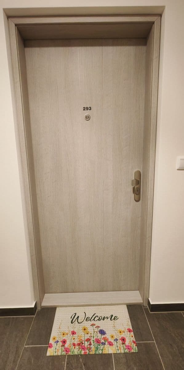 Prenájom bytu 2-izbový 56 m², Poděbradská, Praha, Praha Prenájom bytu 2-izbový 56 m², Poděbradská, Praha, Praha