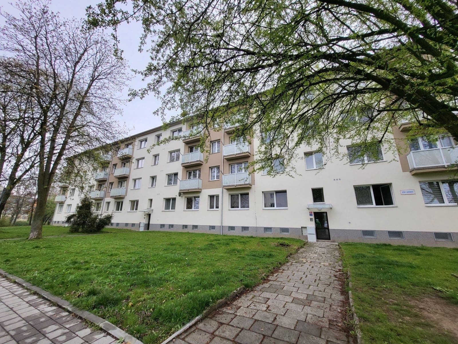 Prenájom bytu 1-izbový 21 m², Jožky Jabůrkové, Havířov, Moravskoslezský kraj Prenájom bytu 1-izbový 21 m², Jožky Jabůrkové, Havířov, Moravskoslezský kraj