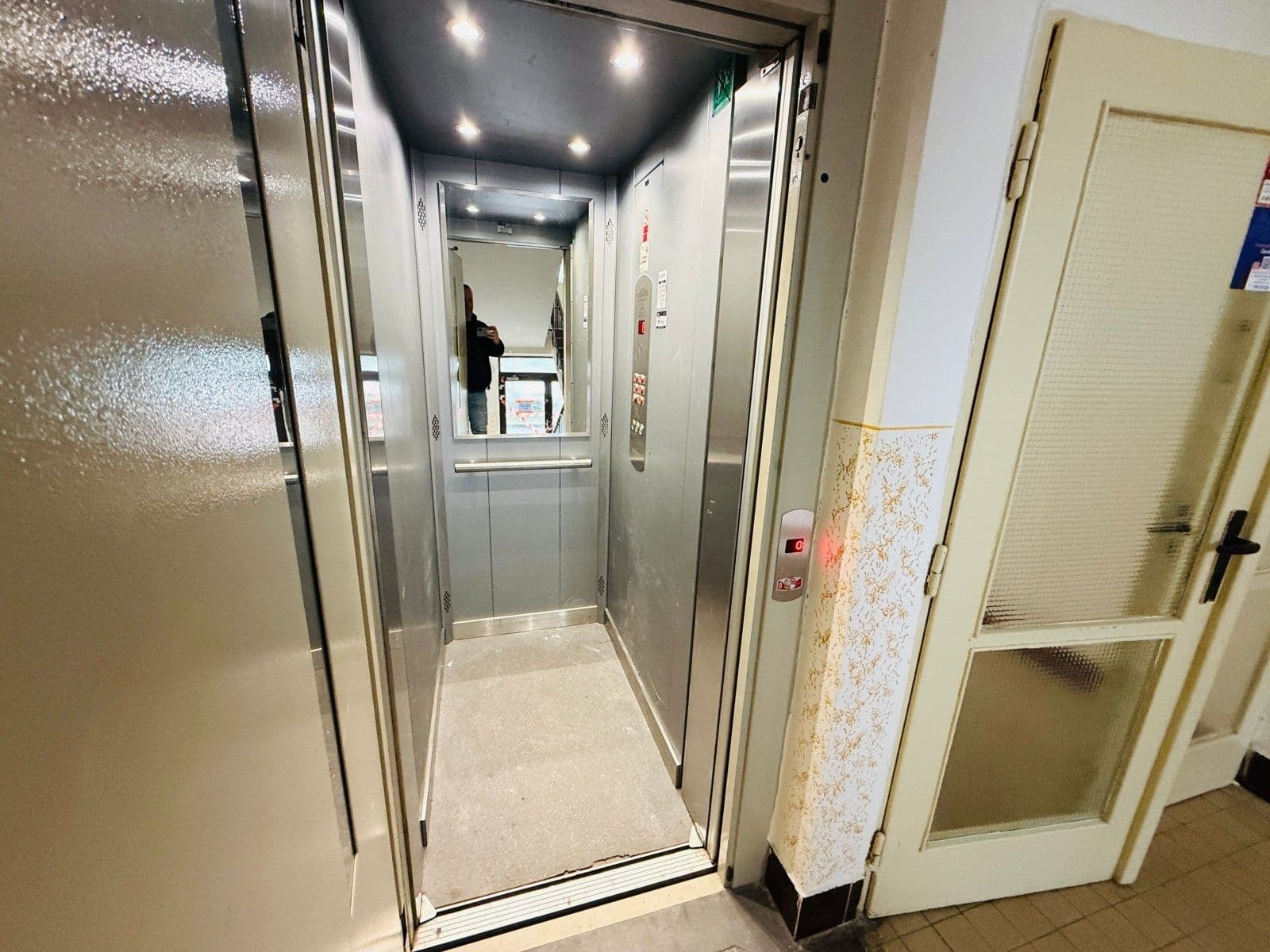 Prenájom bytu 2-izbový 56 m², nám. T. G. Masaryka, Havířov, Moravskoslezský kraj Prenájom bytu 2-izbový 56 m², nám. T. G. Masaryka, Havířov, Moravskoslezský kraj