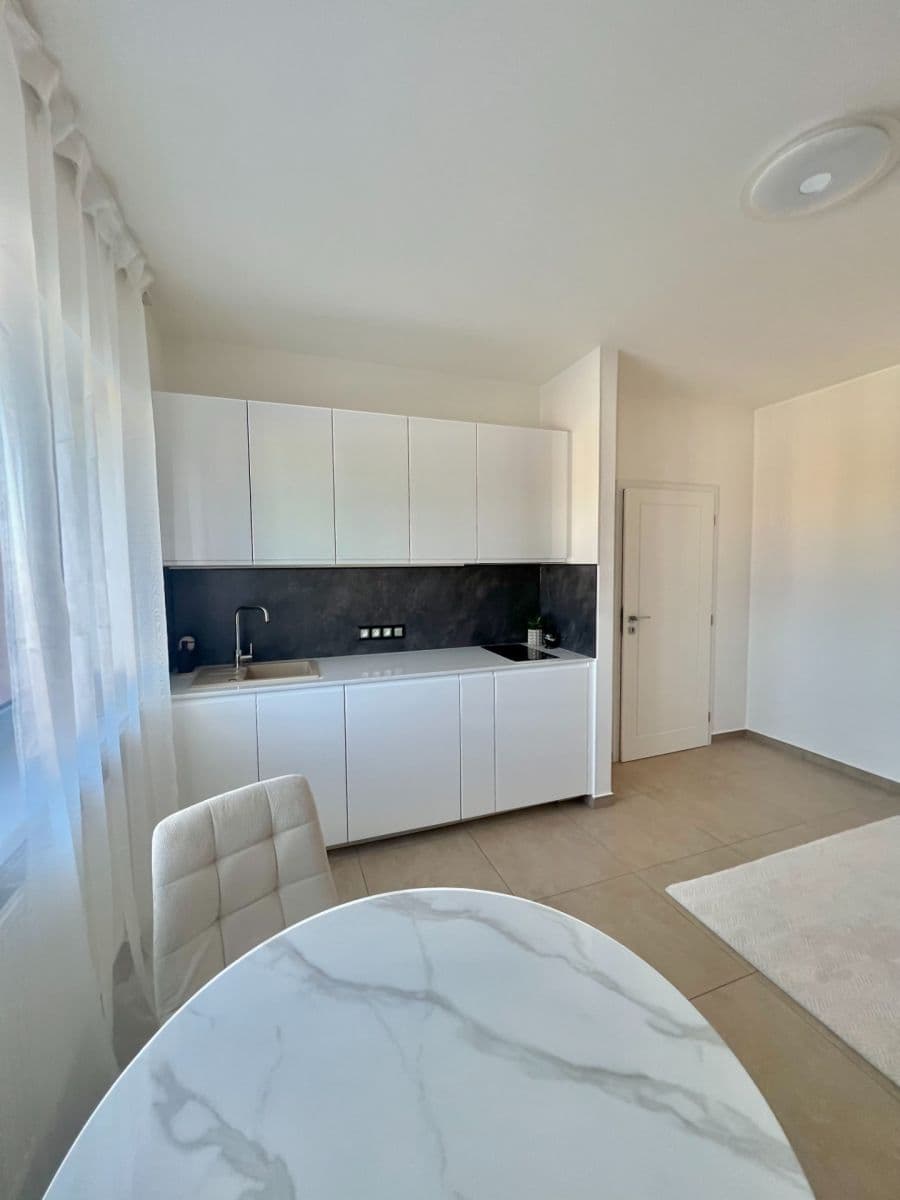 Predaj bytu 1-izbový 25 m², Rýchorské náměstí, Žacléř, Královéhradecký kraj Predaj bytu 1-izbový 25 m², Rýchorské náměstí, Žacléř, Královéhradecký kraj