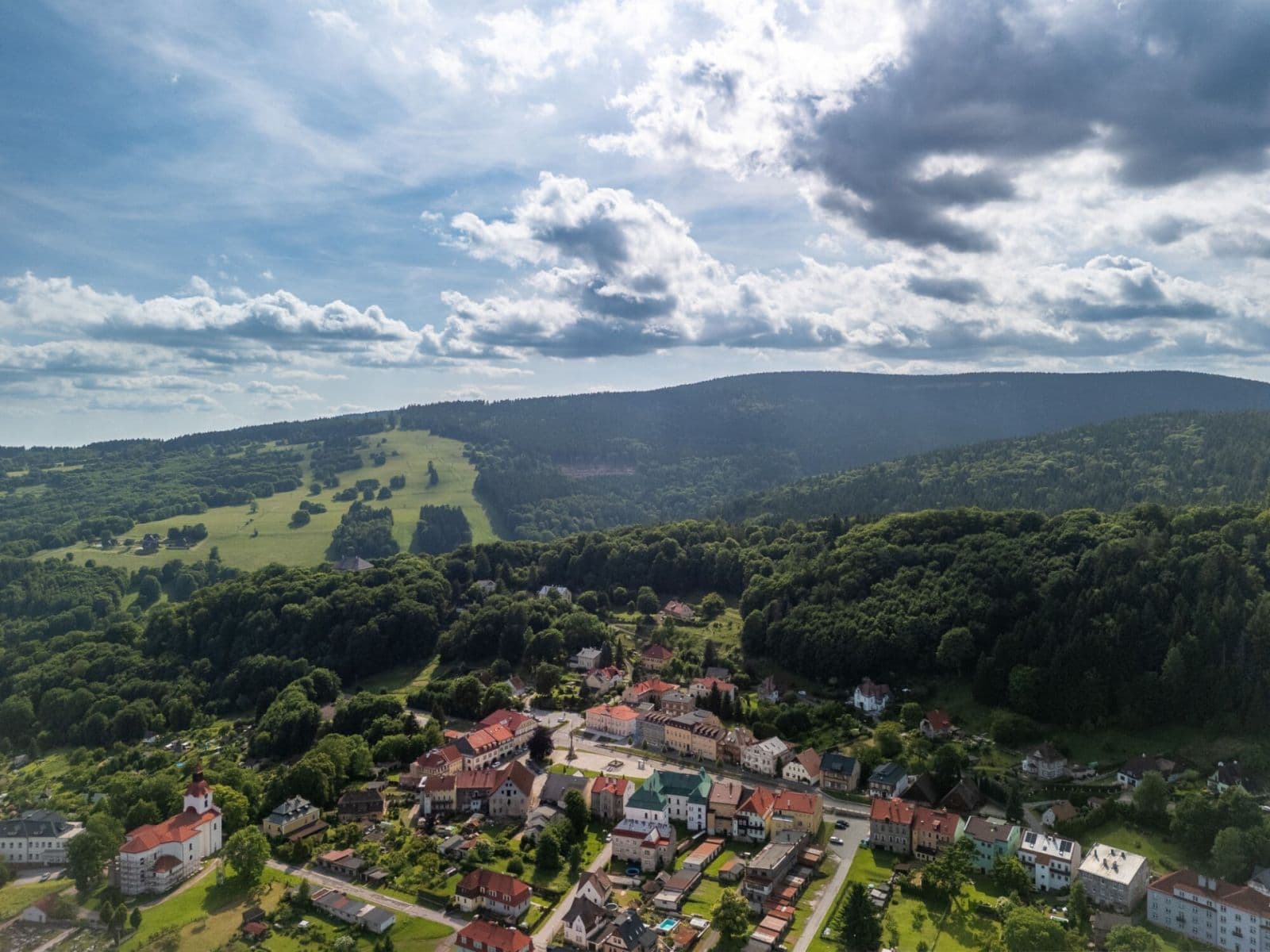 Predaj bytu 1-izbový 25 m², Rýchorské náměstí, Žacléř, Královéhradecký kraj Predaj bytu 1-izbový 25 m², Rýchorské náměstí, Žacléř, Královéhradecký kraj
