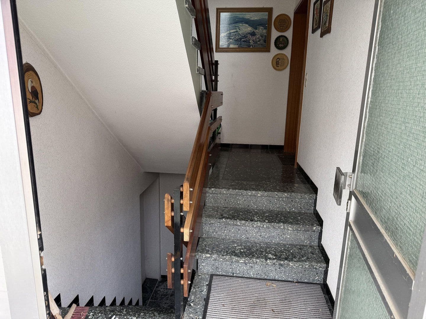 Predaj domu 170 m², pozemek 520 m², Ringstraße 19/1, Zaberfeld, Bádensko-Wurttembersko Predaj domu 170 m², pozemek 520 m², Ringstraße 19/1, Zaberfeld, Bádensko-Wurttembersko