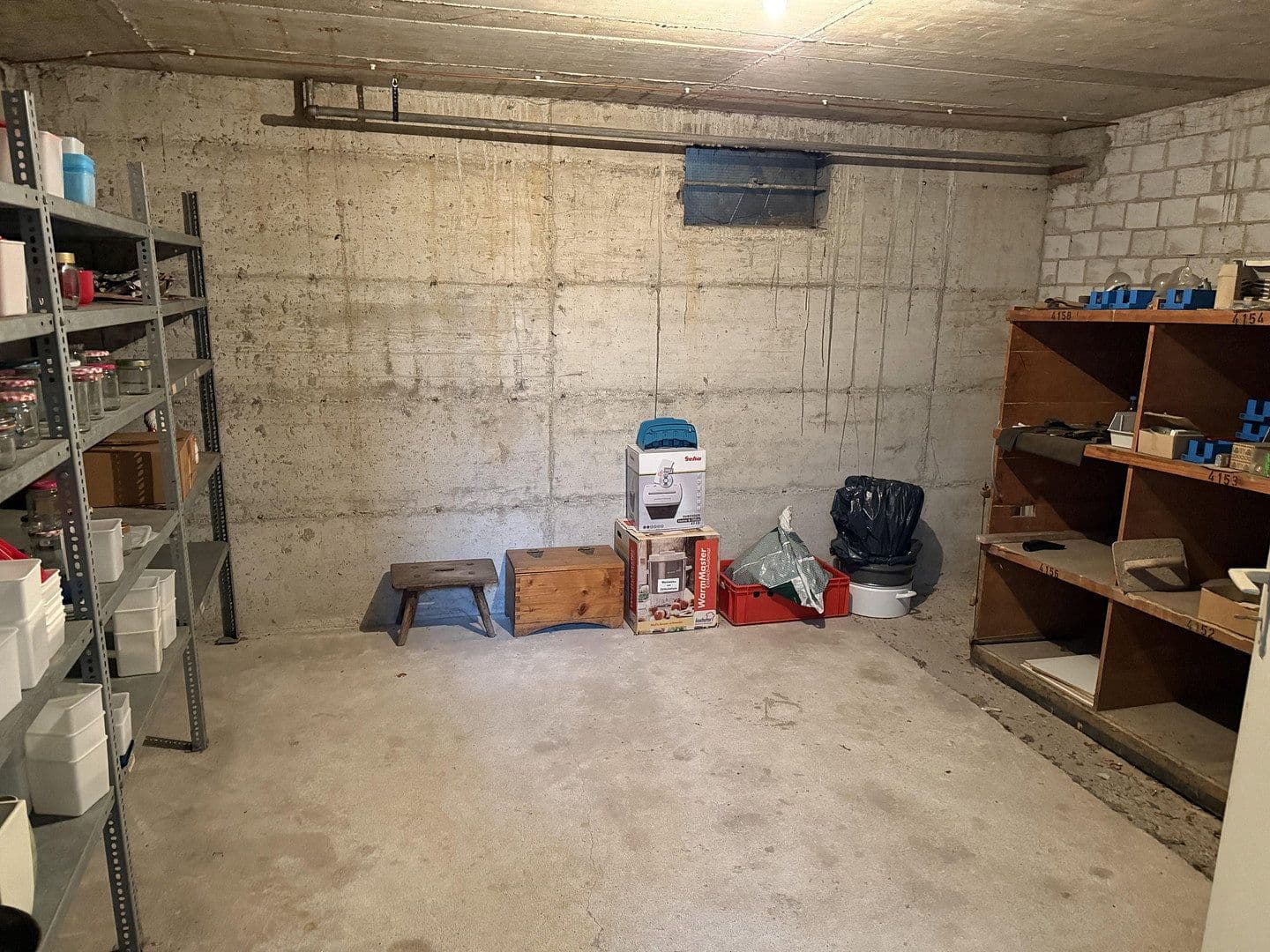 Predaj domu 170 m², pozemek 520 m², Ringstraße 19/1, Zaberfeld, Bádensko-Wurttembersko Predaj domu 170 m², pozemek 520 m², Ringstraße 19/1, Zaberfeld, Bádensko-Wurttembersko