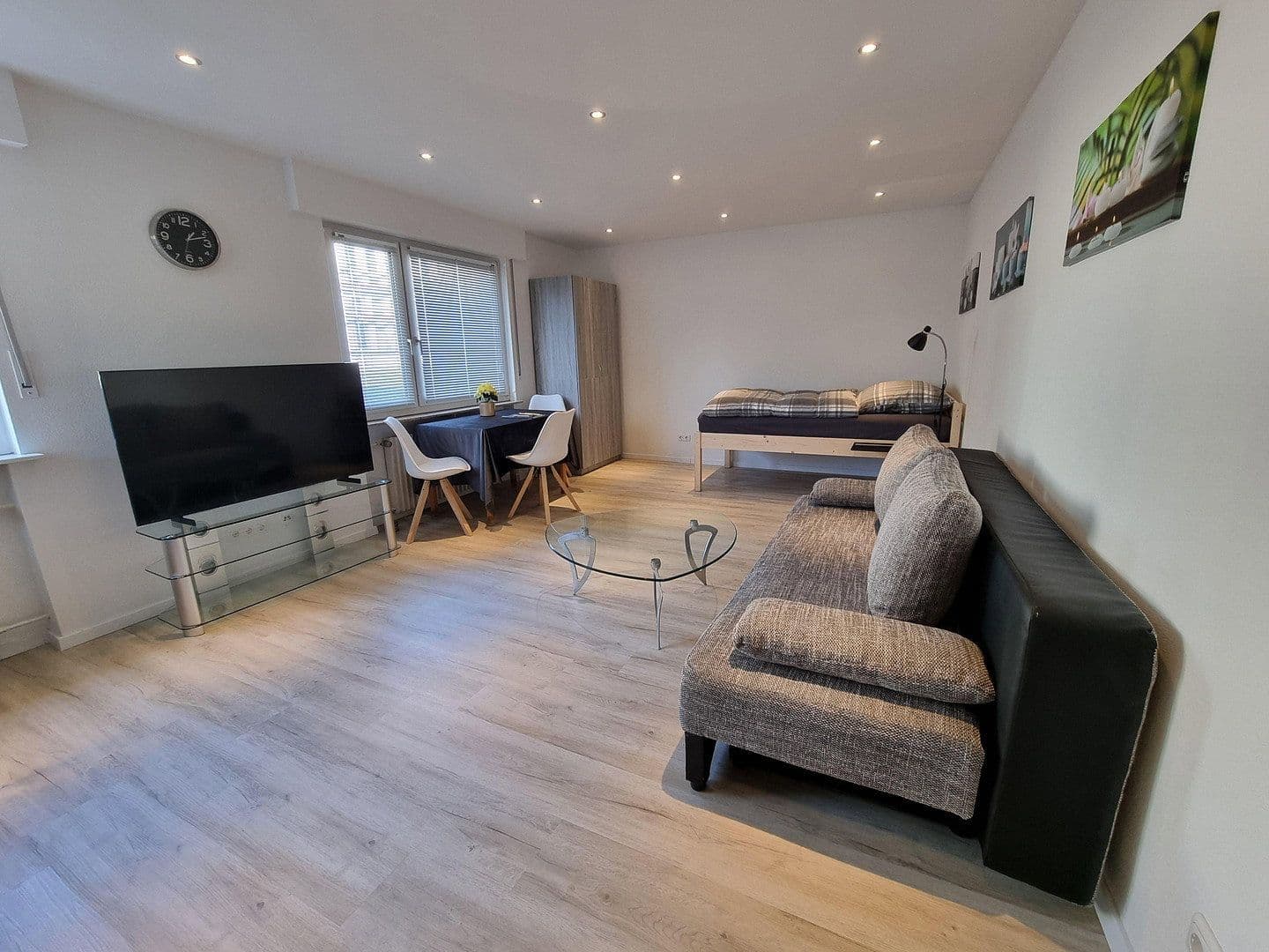 Prenájom bytu 1-izbový 35 m², Alsbergstr. 1, Waldbröl, Severné Porýnie - Westfálsko Prenájom bytu 1-izbový 35 m², Alsbergstr. 1, Waldbröl, Severné Porýnie - Westfálsko