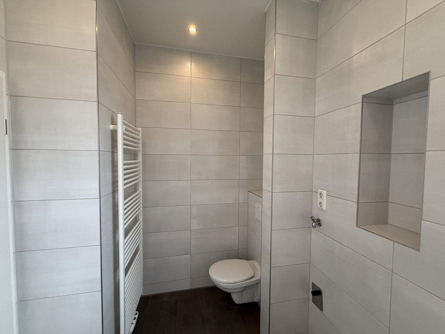 Prenájom bytu 3-izbový 90 m², Friesenstraße 8, Augsburg, Bavorsko Prenájom bytu 3-izbový 90 m², Friesenstraße 8, Augsburg, Bavorsko