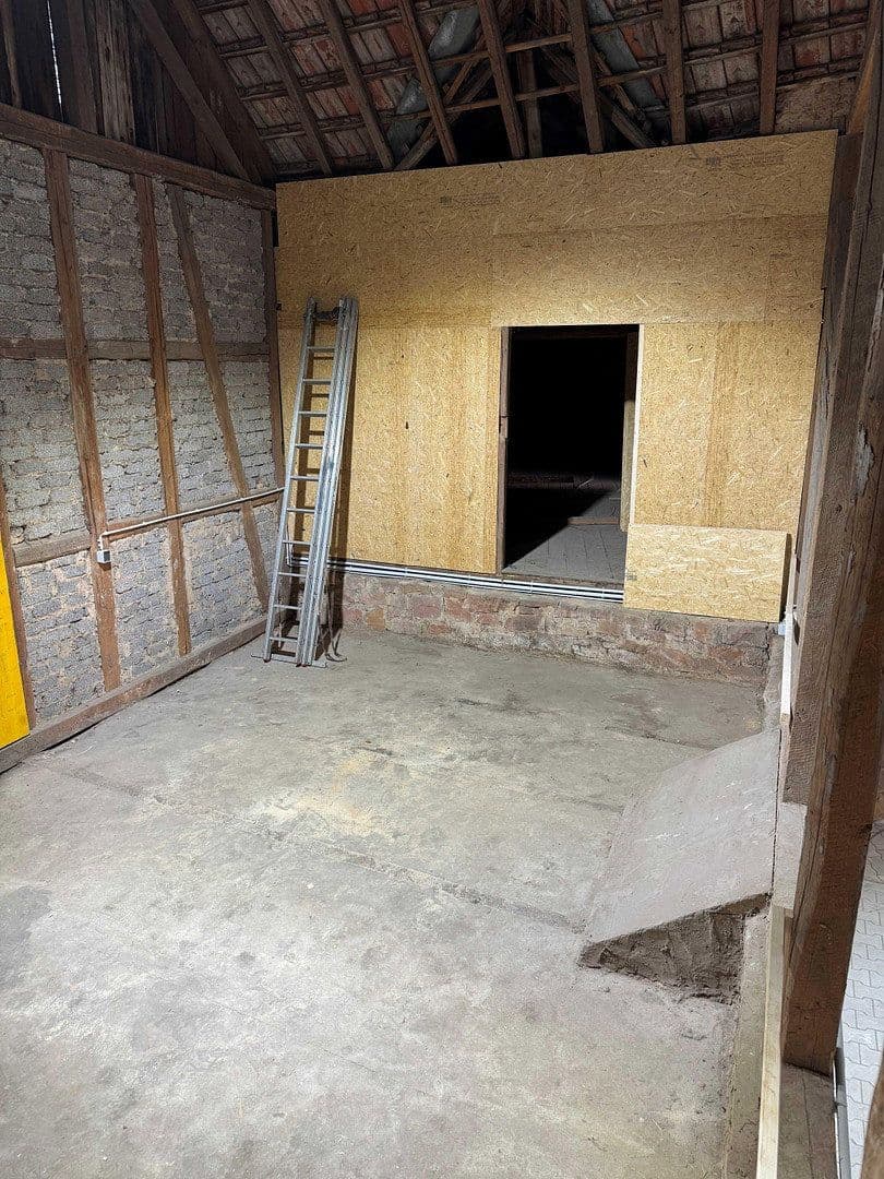 Prenájom nebytového priestoru 140 m², Büdingen, Hesensko Prenájom nebytového priestoru 140 m², Büdingen, Hesensko