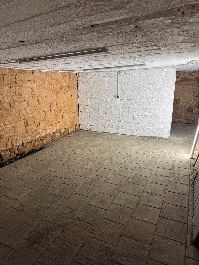 Prenájom nebytového priestoru 140 m², Büdingen, Hesensko Prenájom nebytového priestoru 140 m², Büdingen, Hesensko