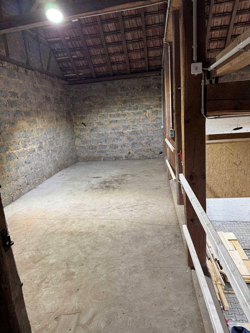 Prenájom nebytového priestoru 140 m², Büdingen, Hesensko Prenájom nebytového priestoru 140 m², Büdingen, Hesensko