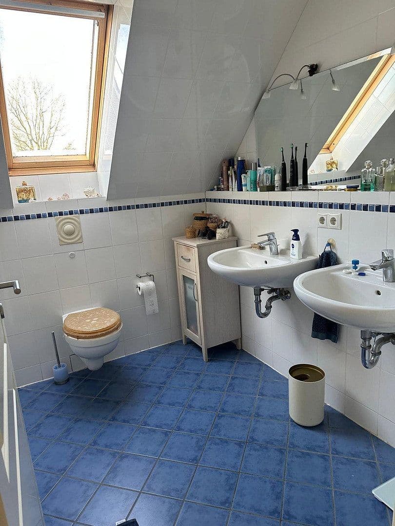 Predaj domu 125 m², pozemek 566 m², Lübeck, Šlezvicko-Holštajnsko Predaj domu 125 m², pozemek 566 m², Lübeck, Šlezvicko-Holštajnsko