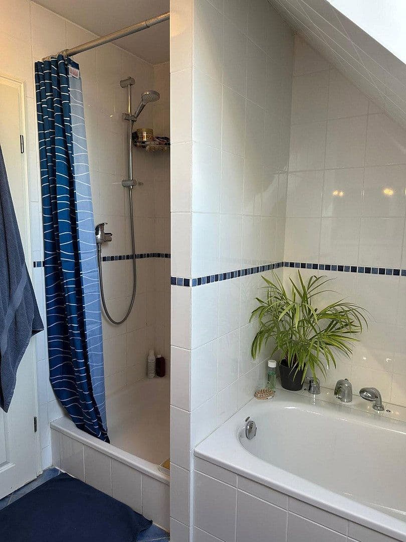 Predaj domu 125 m², pozemek 566 m², Lübeck, Šlezvicko-Holštajnsko Predaj domu 125 m², pozemek 566 m², Lübeck, Šlezvicko-Holštajnsko