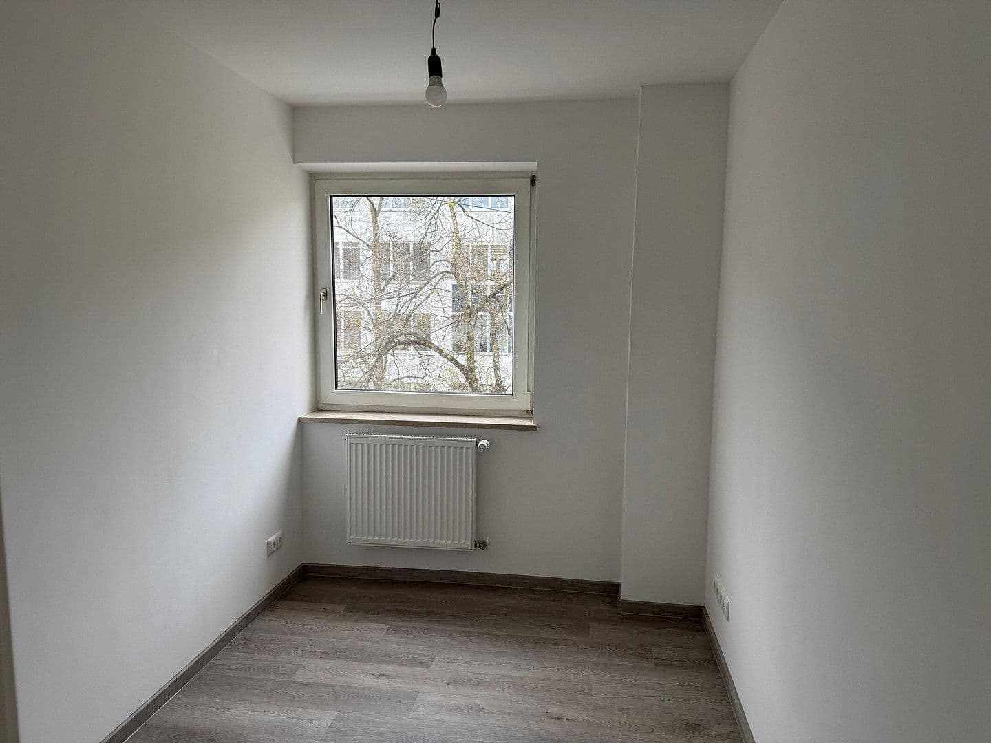 Prenájom bytu 2-izbový 58 m², Merianstr. 31, München, Bavorsko Prenájom bytu 2-izbový 58 m², Merianstr. 31, München, Bavorsko