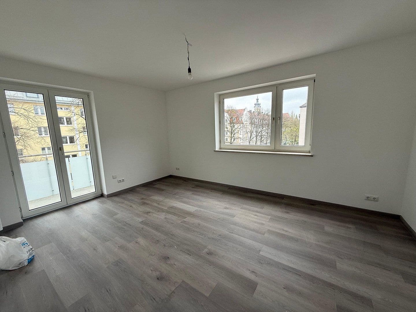 Prenájom bytu 2-izbový 58 m², Merianstr. 31, München, Bavorsko Prenájom bytu 2-izbový 58 m², Merianstr. 31, München, Bavorsko