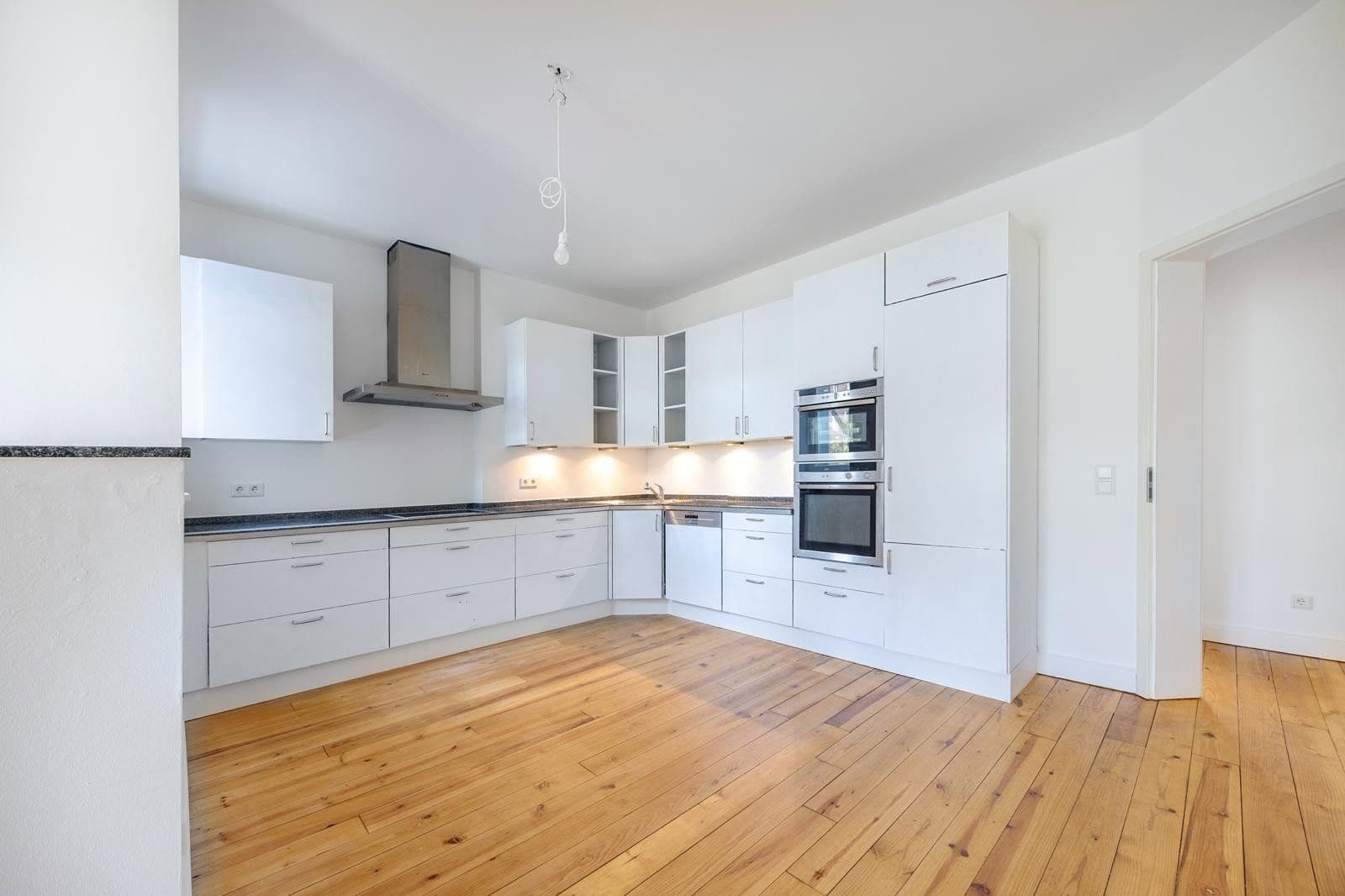 Predaj bytu 3-izbový 90 m², Schnellstr. 26, Hamburg, Hamburg Predaj bytu 3-izbový 90 m², Schnellstr. 26, Hamburg, Hamburg