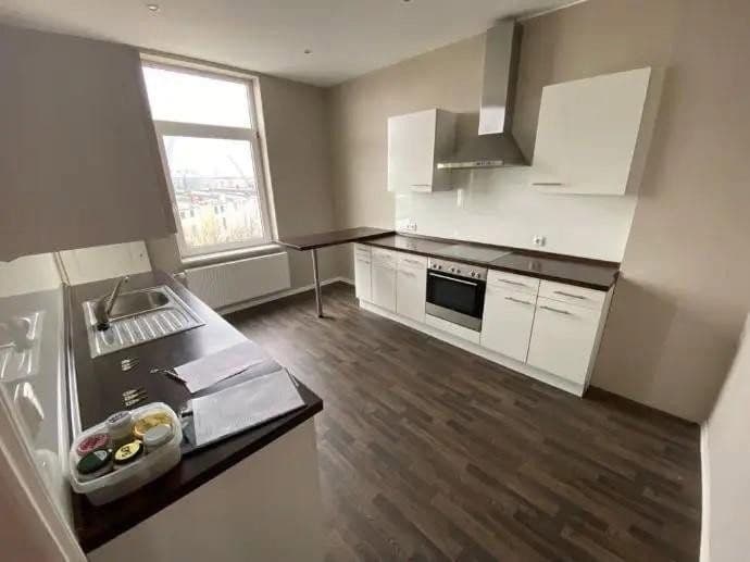 Prenájom bytu 5-izbový 147 m², Lübeck, Šlezvicko-Holštajnsko Prenájom bytu 5-izbový 147 m², Lübeck, Šlezvicko-Holštajnsko