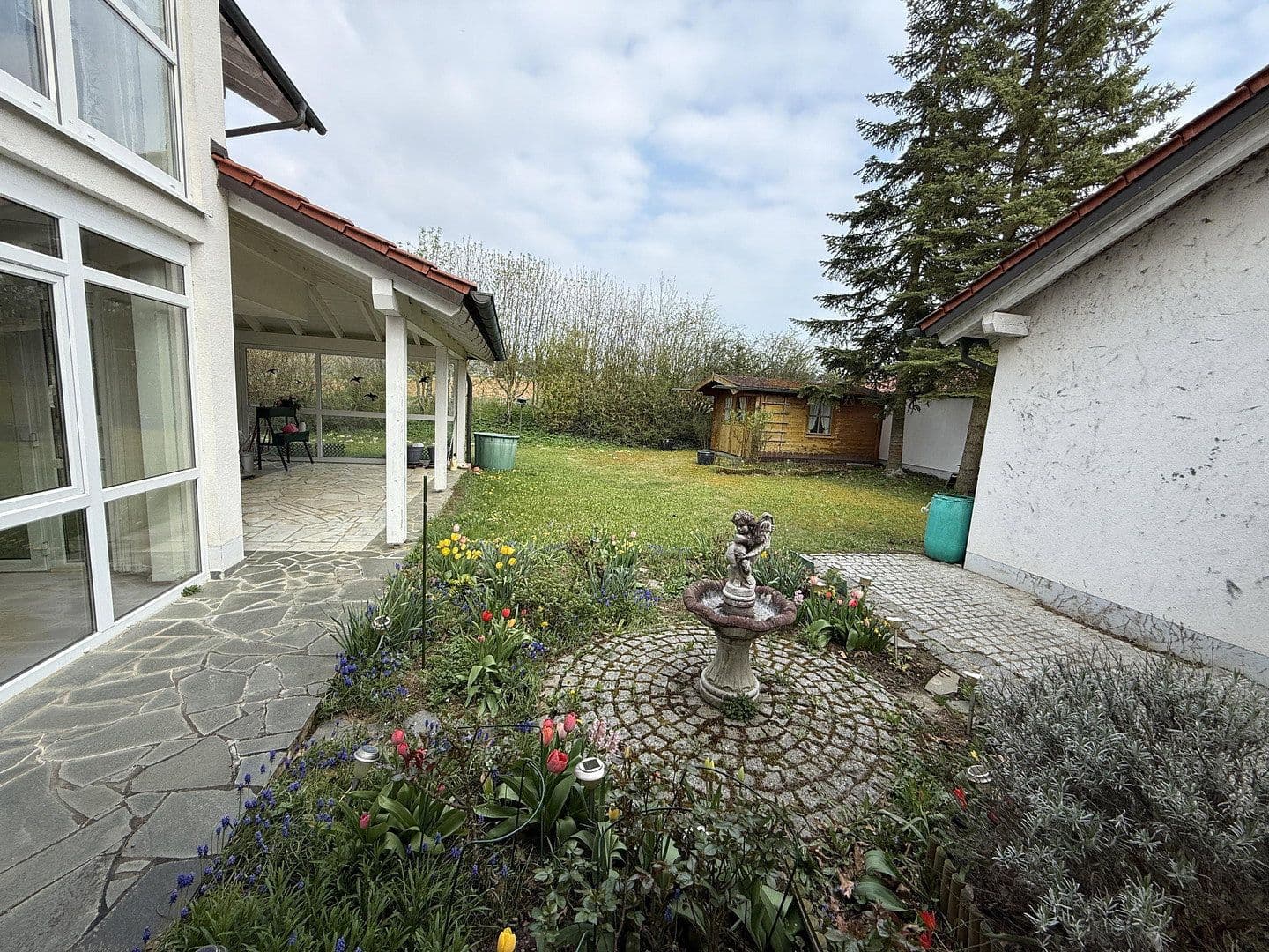 Prenájom bytu 3-izbový 102 m², Schillerstraße 21, Neufahrn in Niederbayern, Bavorsko Prenájom bytu 3-izbový 102 m², Schillerstraße 21, Neufahrn in Niederbayern, Bavorsko