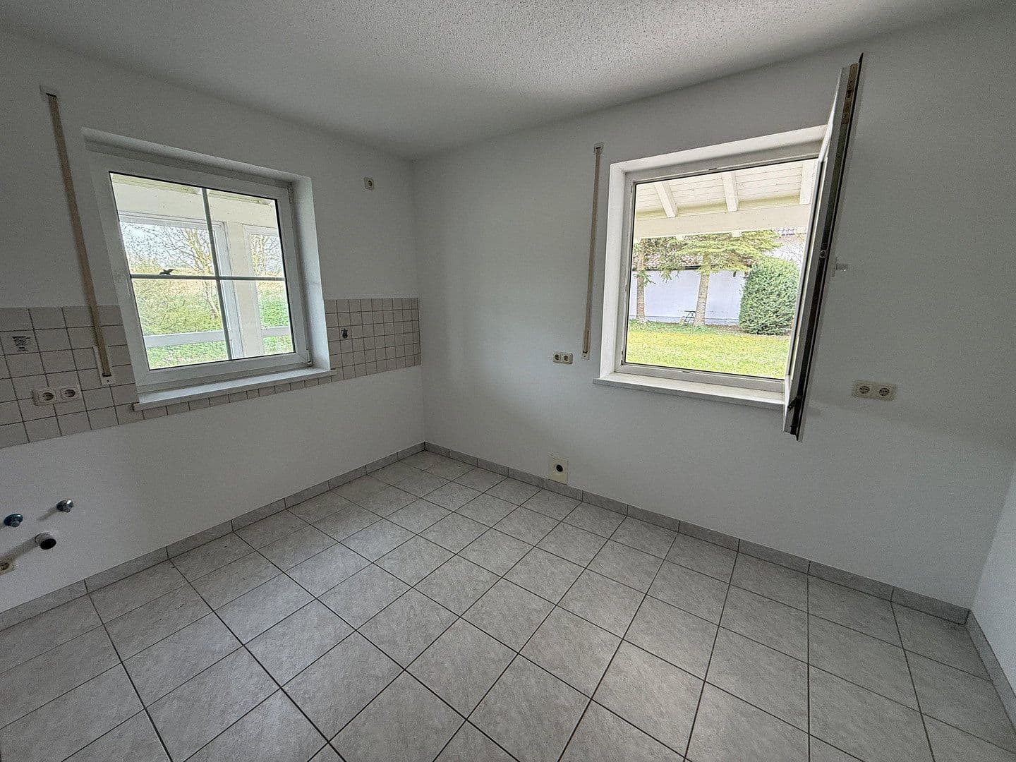 Prenájom bytu 3-izbový 102 m², Schillerstraße 21, Neufahrn in Niederbayern, Bavorsko Prenájom bytu 3-izbový 102 m², Schillerstraße 21, Neufahrn in Niederbayern, Bavorsko