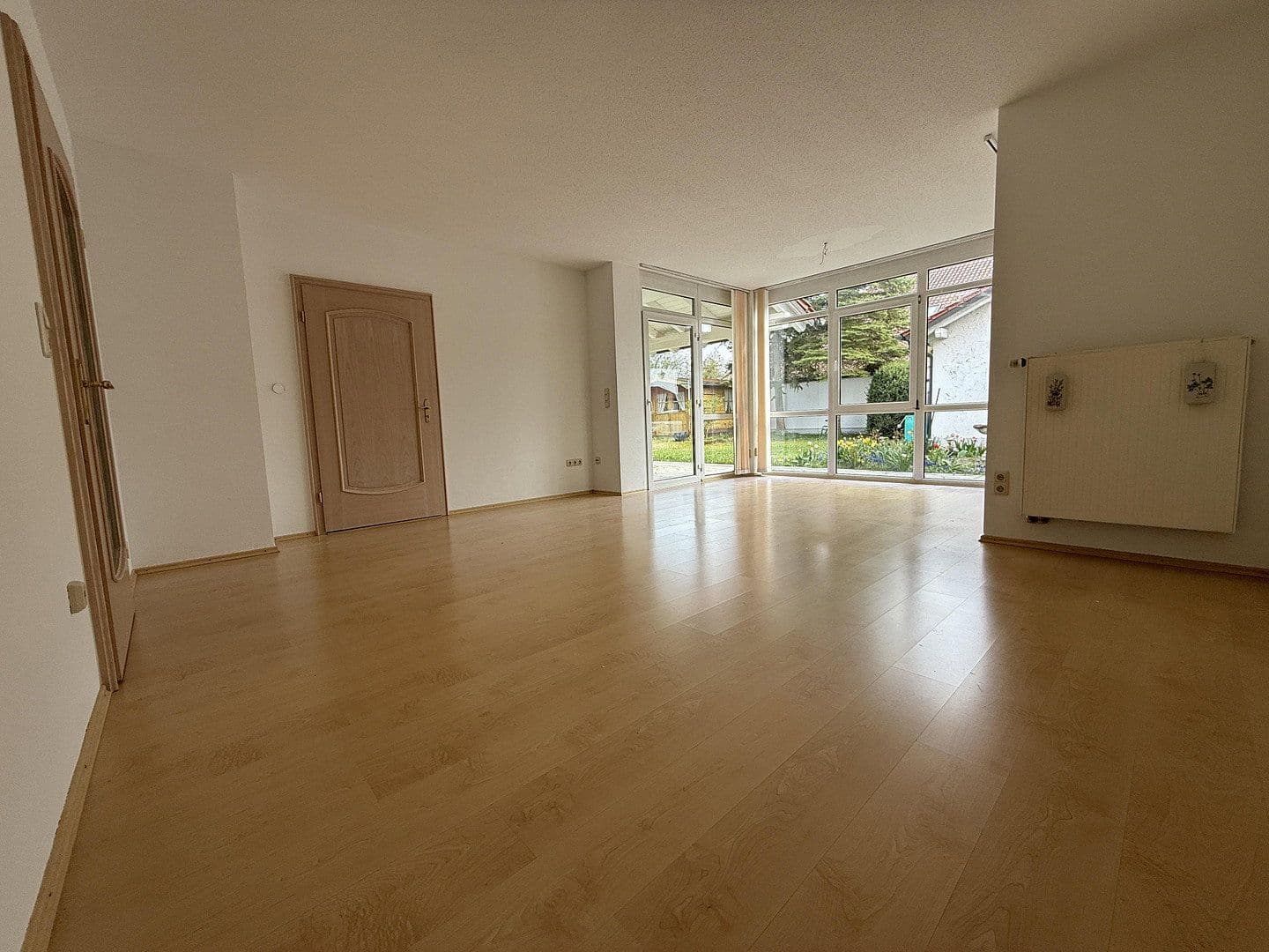 Prenájom bytu 3-izbový 102 m², Schillerstraße 21, Neufahrn in Niederbayern, Bavorsko Prenájom bytu 3-izbový 102 m², Schillerstraße 21, Neufahrn in Niederbayern, Bavorsko