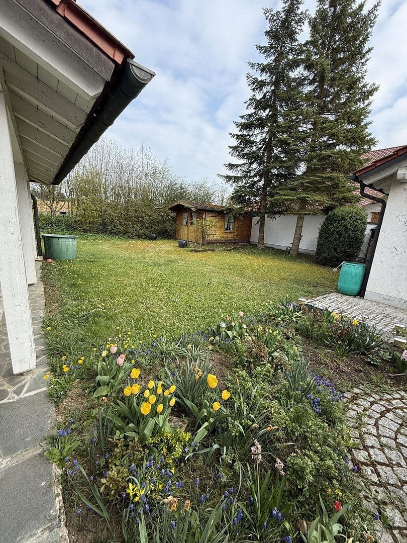 Prenájom bytu 3-izbový 102 m², Schillerstraße 21, Neufahrn in Niederbayern, Bavorsko Prenájom bytu 3-izbový 102 m², Schillerstraße 21, Neufahrn in Niederbayern, Bavorsko