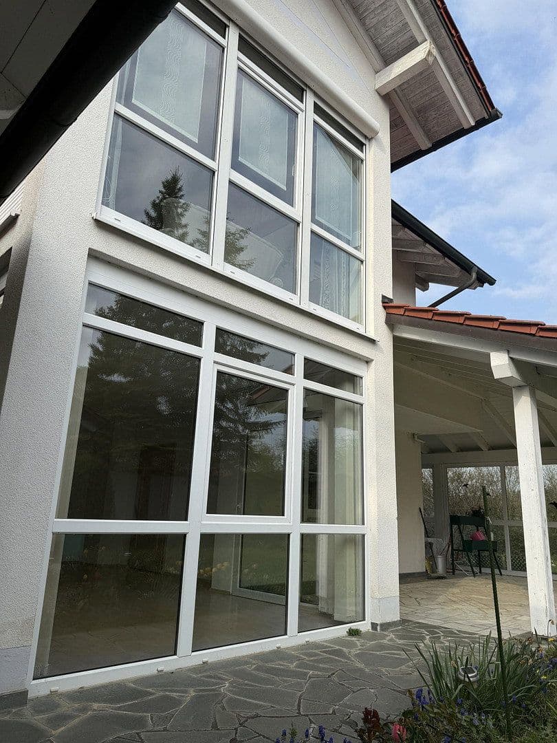 Prenájom bytu 3-izbový 102 m², Schillerstraße 21, Neufahrn in Niederbayern, Bavorsko Prenájom bytu 3-izbový 102 m², Schillerstraße 21, Neufahrn in Niederbayern, Bavorsko