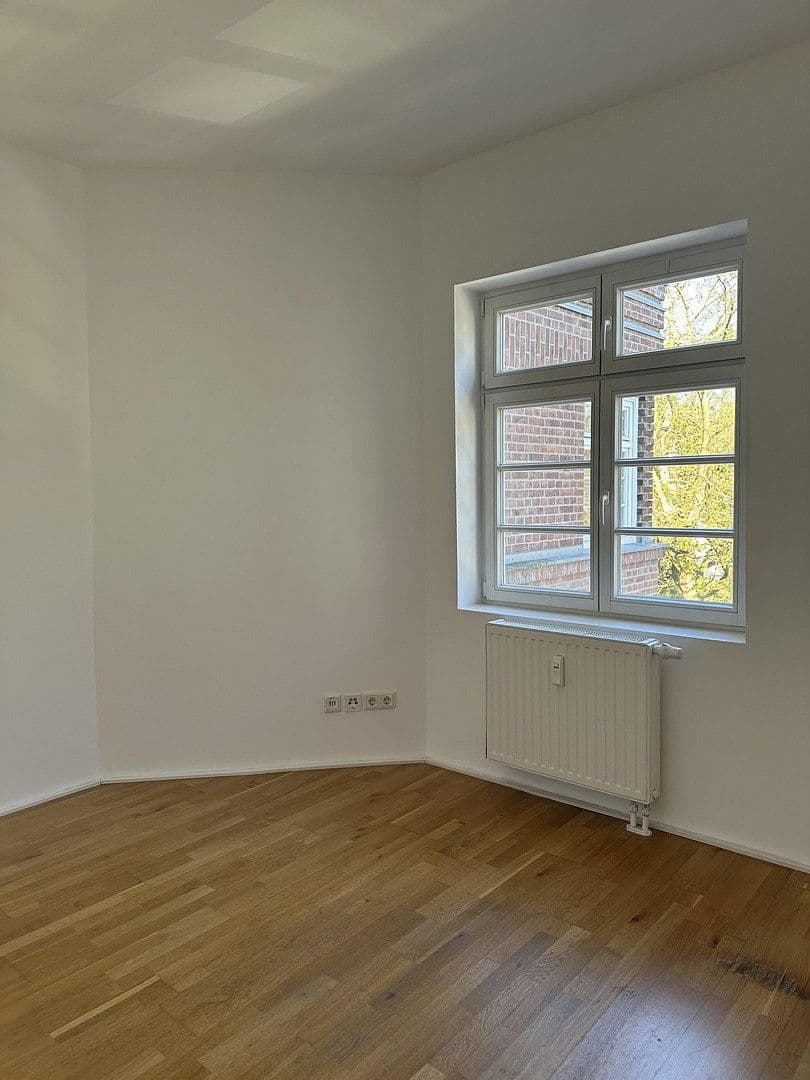 Prenájom bytu 3-izbový 82 m², Liebfrauenstraße 55, Gelsenkirchen, Severné Porýnie - Westfálsko Prenájom bytu 3-izbový 82 m², Liebfrauenstraße 55, Gelsenkirchen, Severné Porýnie - Westfálsko