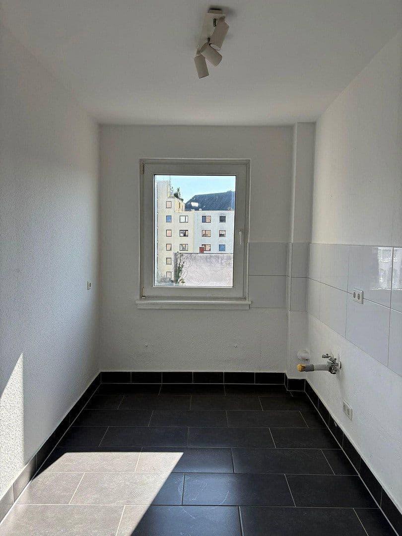 Prenájom bytu 2-izbový 55 m², Goethestraße 70, Offenbach am Main, Hesensko Prenájom bytu 2-izbový 55 m², Goethestraße 70, Offenbach am Main, Hesensko