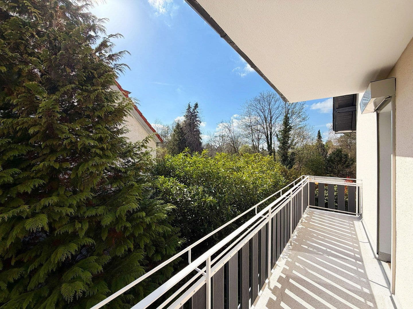 Predaj domu 306 m², pozemek 673 m², Penningsfelder Weg 89, Köln, Severné Porýnie - Westfálsko Predaj domu 306 m², pozemek 673 m², Penningsfelder Weg 89, Köln, Severné Porýnie - Westfálsko