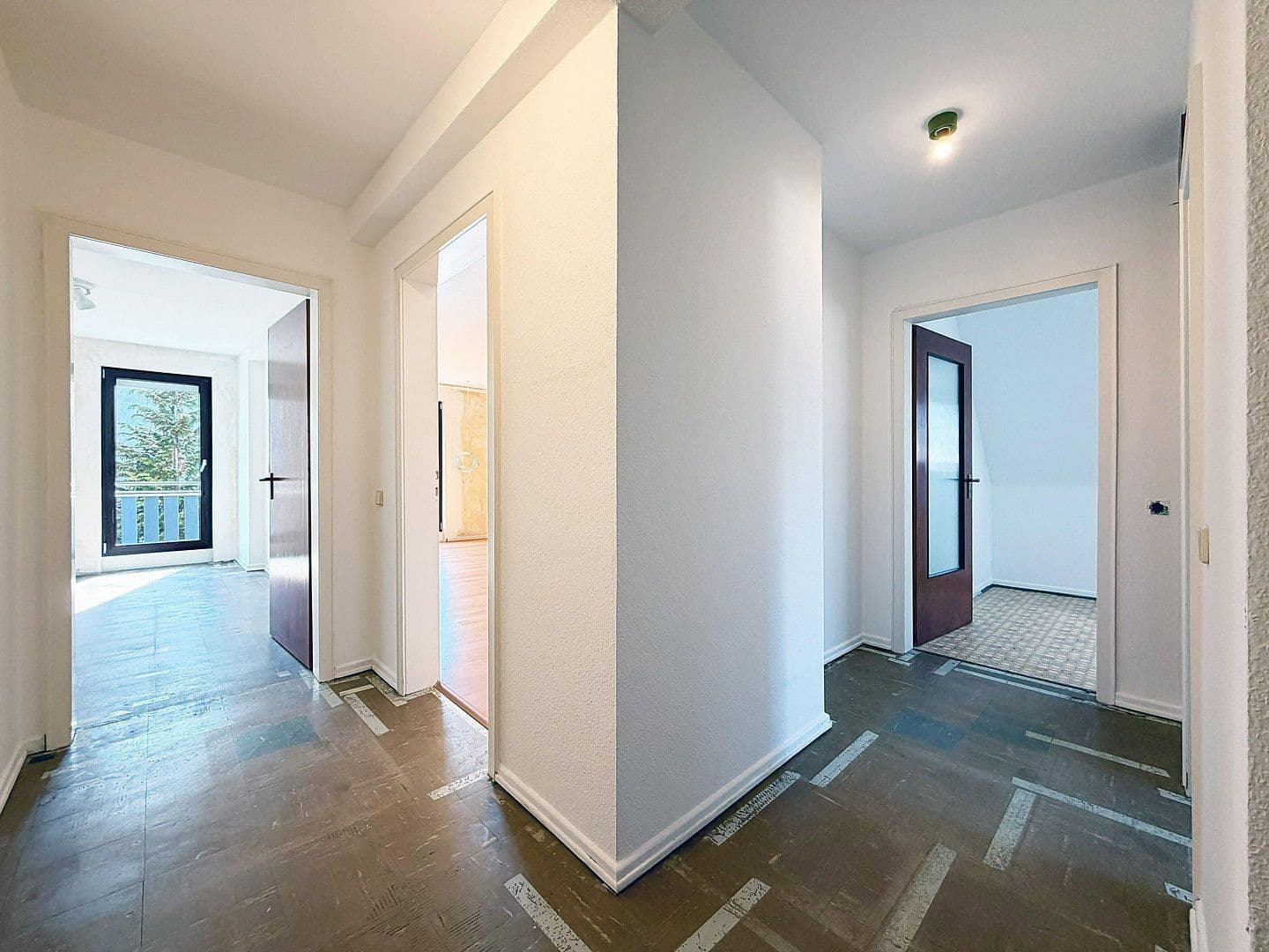 Predaj domu 306 m², pozemek 673 m², Penningsfelder Weg 89, Köln, Severné Porýnie - Westfálsko Predaj domu 306 m², pozemek 673 m², Penningsfelder Weg 89, Köln, Severné Porýnie - Westfálsko