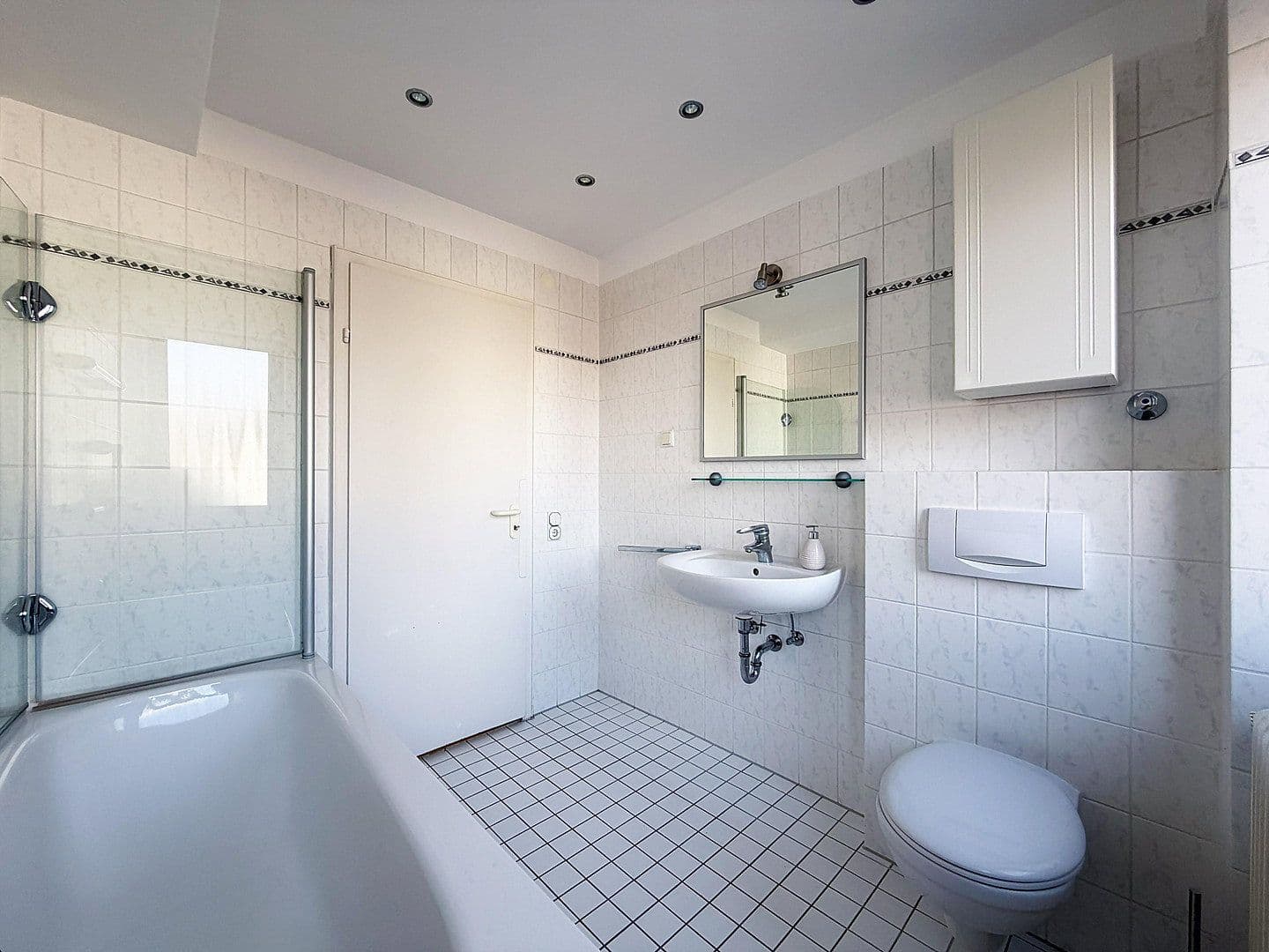 Predaj domu 306 m², pozemek 673 m², Penningsfelder Weg 89, Köln, Severné Porýnie - Westfálsko Predaj domu 306 m², pozemek 673 m², Penningsfelder Weg 89, Köln, Severné Porýnie - Westfálsko