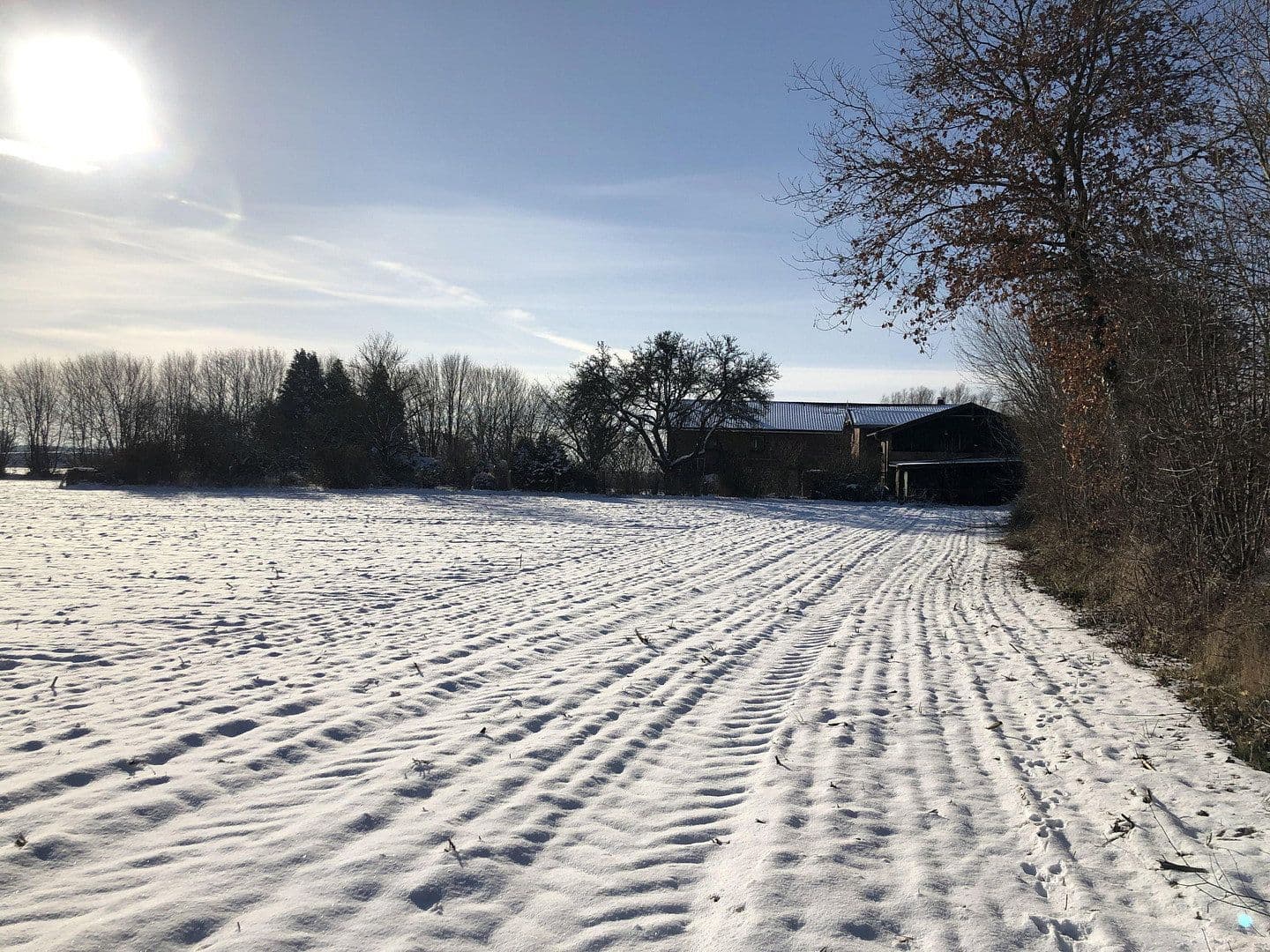 Predaj domu 374 m², pozemek 2.144 m², Wentorf (Amt Sandesneben), Šlezvicko-Holštajnsko Predaj domu 374 m², pozemek 2.144 m², Wentorf (Amt Sandesneben), Šlezvicko-Holštajnsko