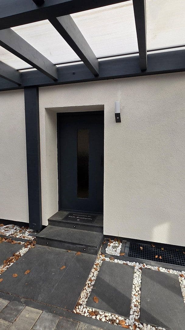 Predaj domu 180 m², pozemek 960 m², Herzenstraße 25, Leipzig, Sasko Predaj domu 180 m², pozemek 960 m², Herzenstraße 25, Leipzig, Sasko