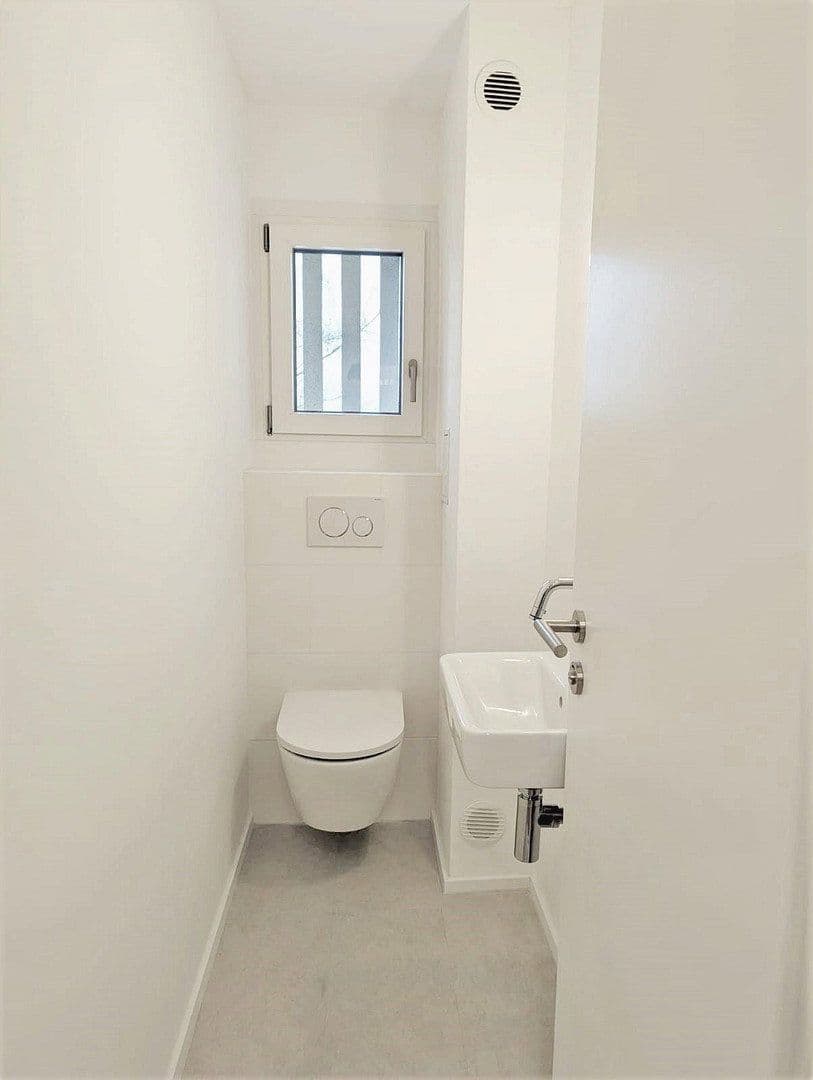 Prenájom bytu 3-izbový 75 m², Preziosastrasse 37, München, Bavorsko Prenájom bytu 3-izbový 75 m², Preziosastrasse 37, München, Bavorsko