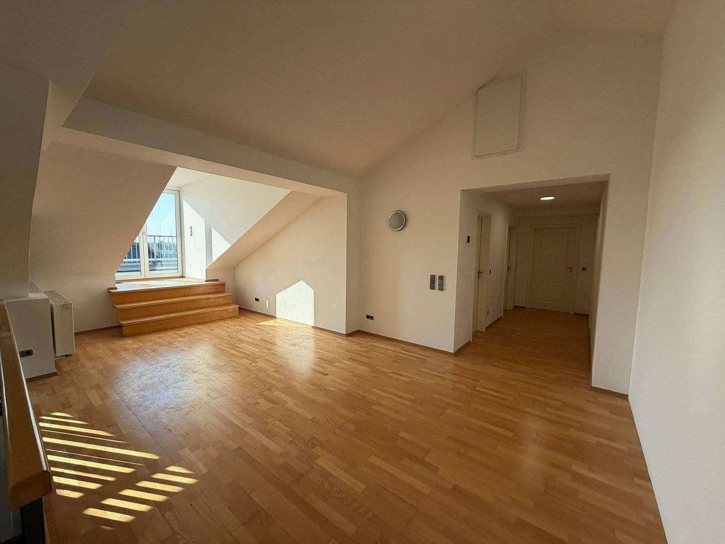 Prenájom bytu 1-izbový 297 m², Wörthstraße 1B, Bamberg, Bavorsko Prenájom bytu 1-izbový 297 m², Wörthstraße 1B, Bamberg, Bavorsko