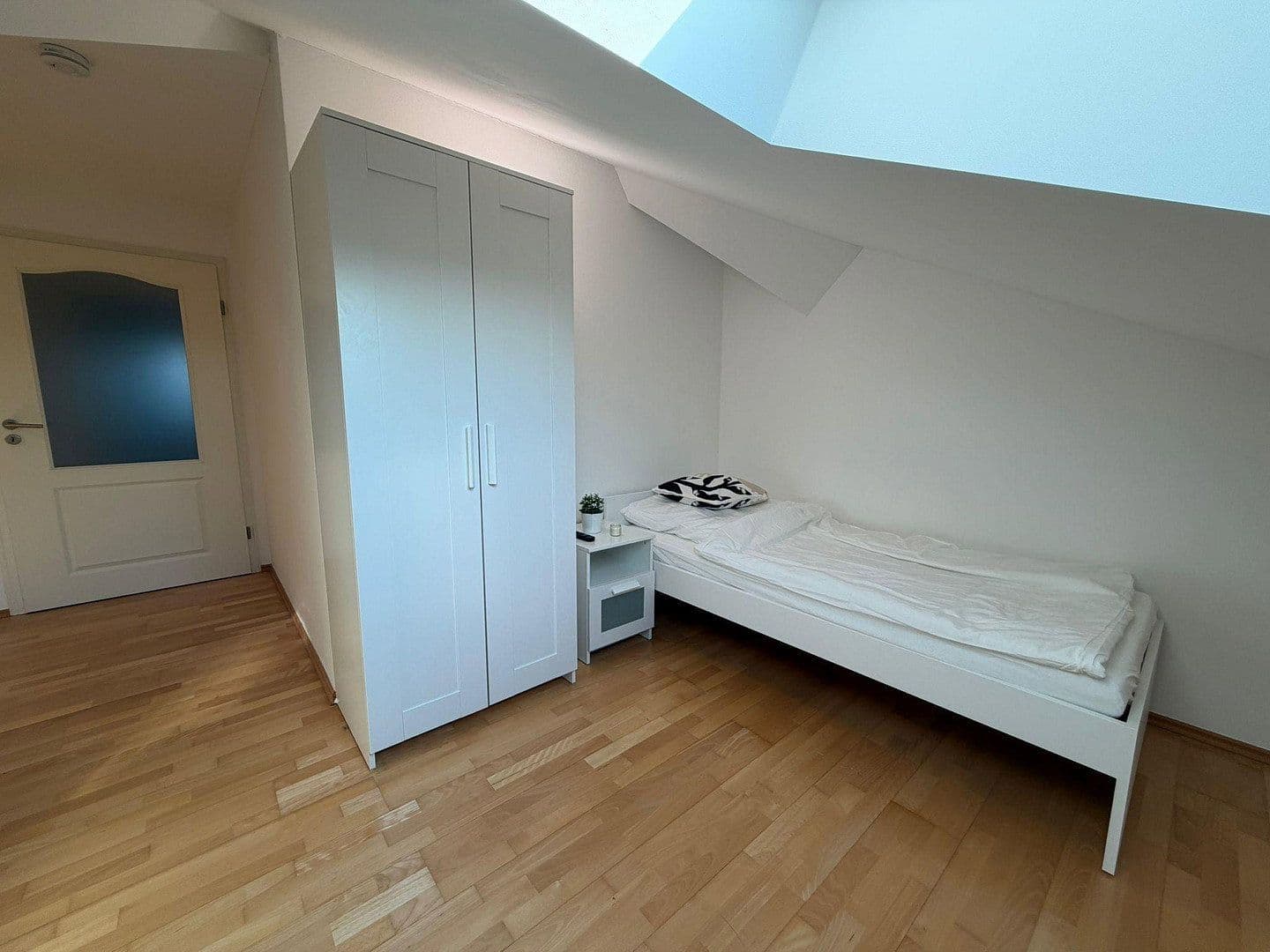 Prenájom bytu 1-izbový 297 m², Wörthstraße 1B, Bamberg, Bavorsko Prenájom bytu 1-izbový 297 m², Wörthstraße 1B, Bamberg, Bavorsko