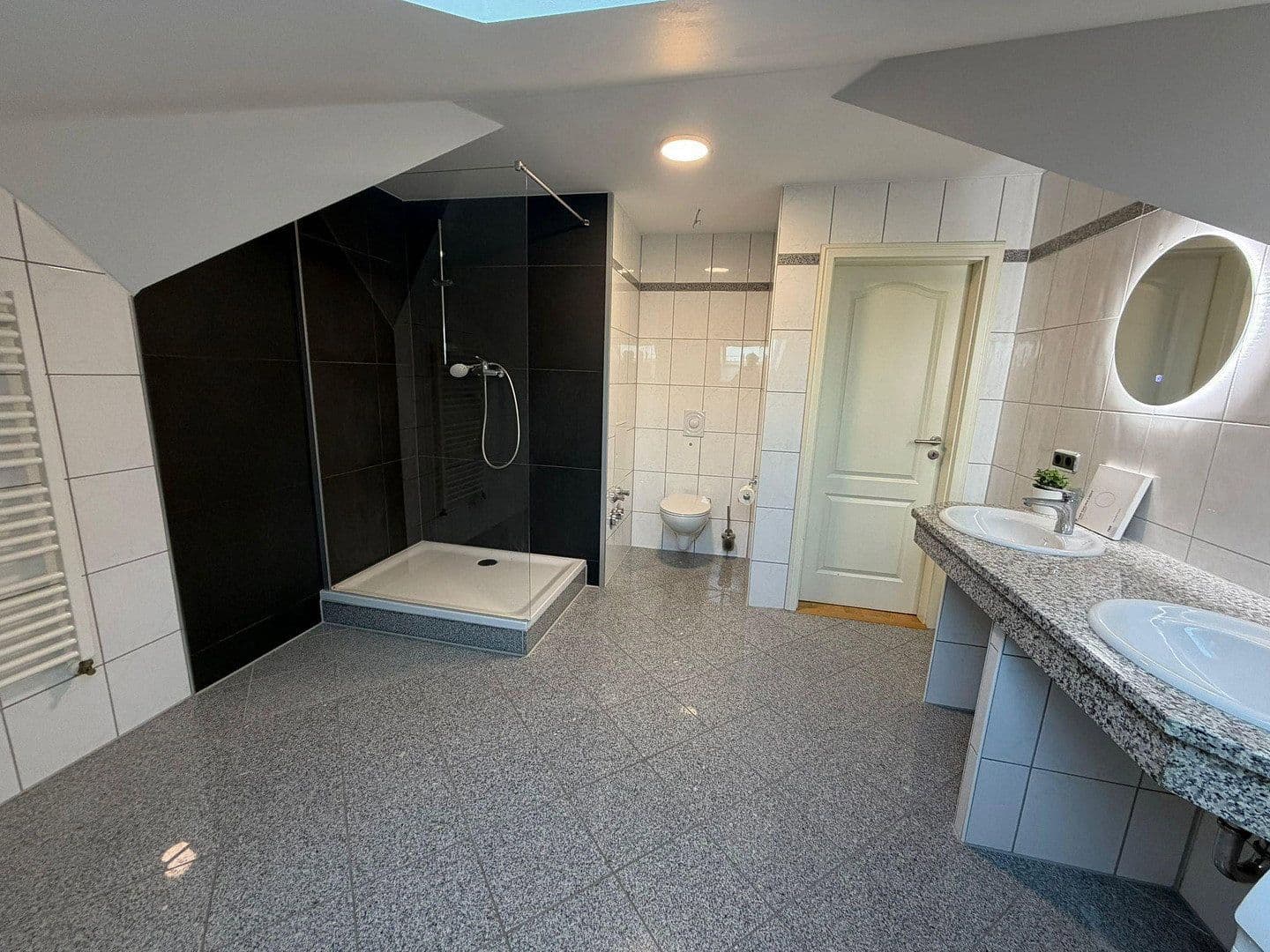 Prenájom bytu 1-izbový 297 m², Wörthstraße 1B, Bamberg, Bavorsko Prenájom bytu 1-izbový 297 m², Wörthstraße 1B, Bamberg, Bavorsko