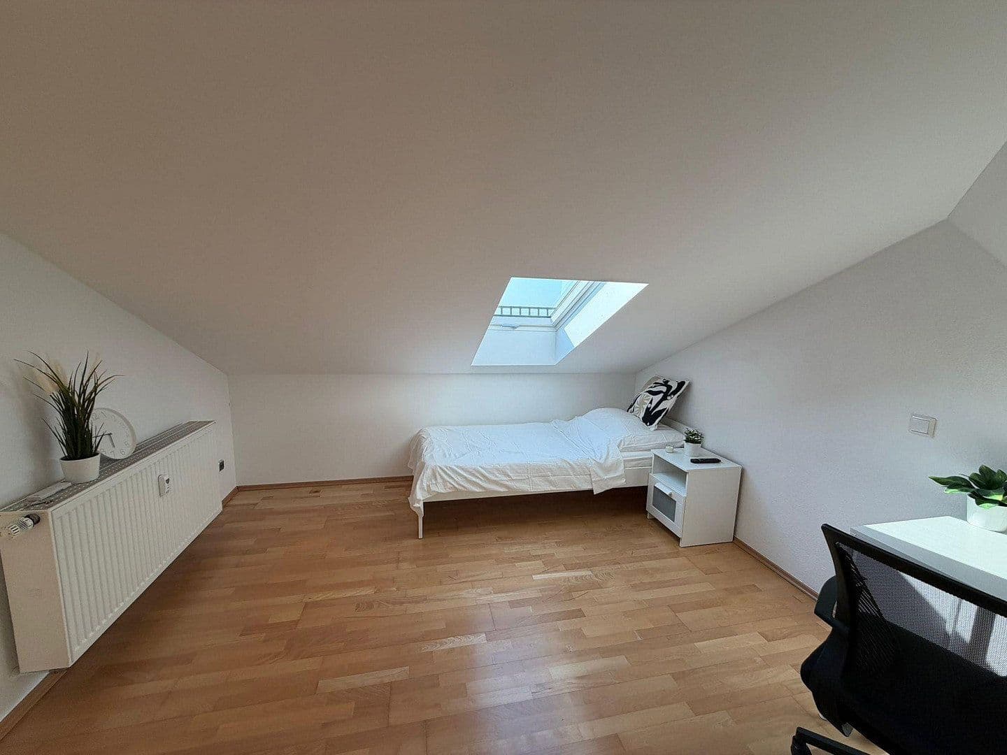 Prenájom bytu 1-izbový 297 m², Wörthstraße 1B, Bamberg, Bavorsko Prenájom bytu 1-izbový 297 m², Wörthstraße 1B, Bamberg, Bavorsko