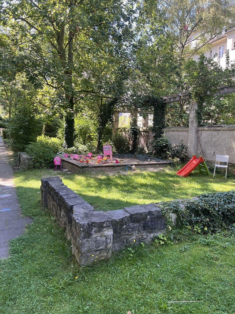 Predaj bytu 4-izbový 144 m², Sponholzstraße 40, Berlin, Berlín Predaj bytu 4-izbový 144 m², Sponholzstraße 40, Berlin, Berlín