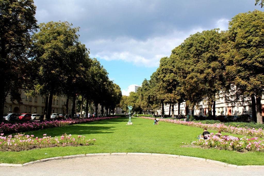 Predaj bytu 4-izbový 144 m², Sponholzstraße 40, Berlin, Berlín Predaj bytu 4-izbový 144 m², Sponholzstraße 40, Berlin, Berlín