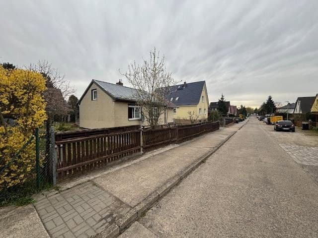 Predaj domu 81 m², pozemek 579 m², Sandbacher Weg 7, Berlin, Berlín Predaj domu 81 m², pozemek 579 m², Sandbacher Weg 7, Berlin, Berlín