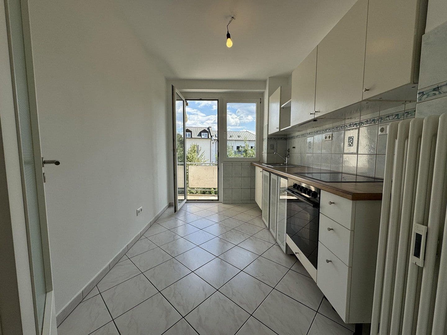 Prenájom bytu 2-izbový 66 m², Berger Straße 100, Frankfurt am Main, Hesensko Prenájom bytu 2-izbový 66 m², Berger Straße 100, Frankfurt am Main, Hesensko