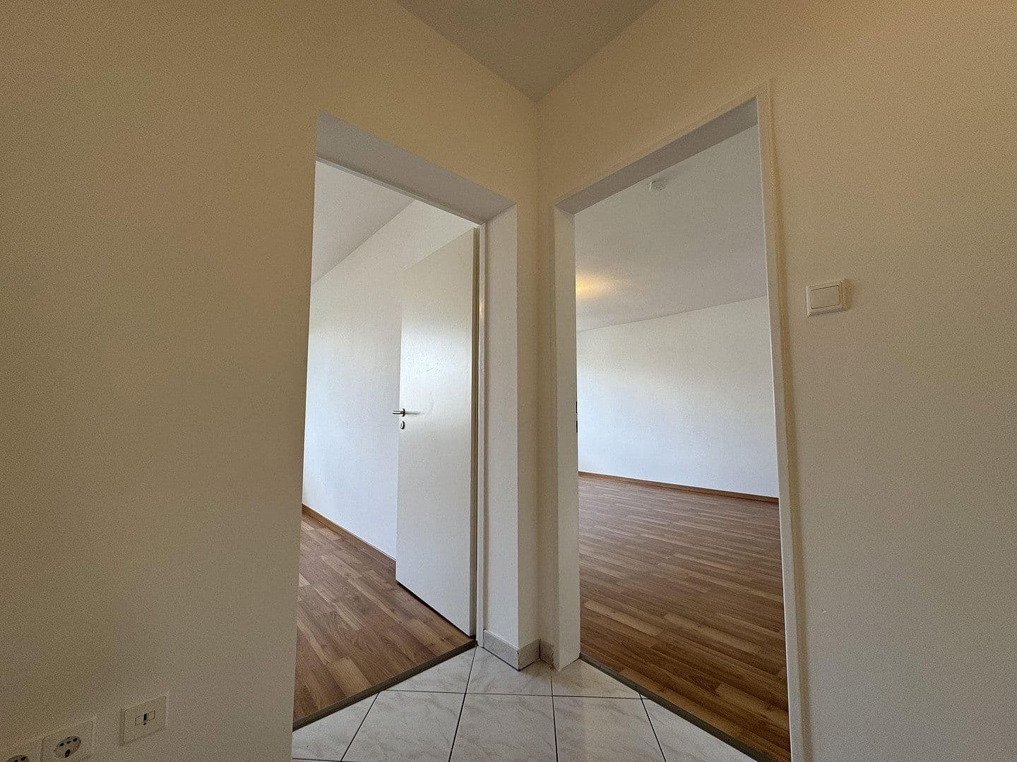 Prenájom bytu 2-izbový 66 m², Berger Straße 100, Frankfurt am Main, Hesensko Prenájom bytu 2-izbový 66 m², Berger Straße 100, Frankfurt am Main, Hesensko