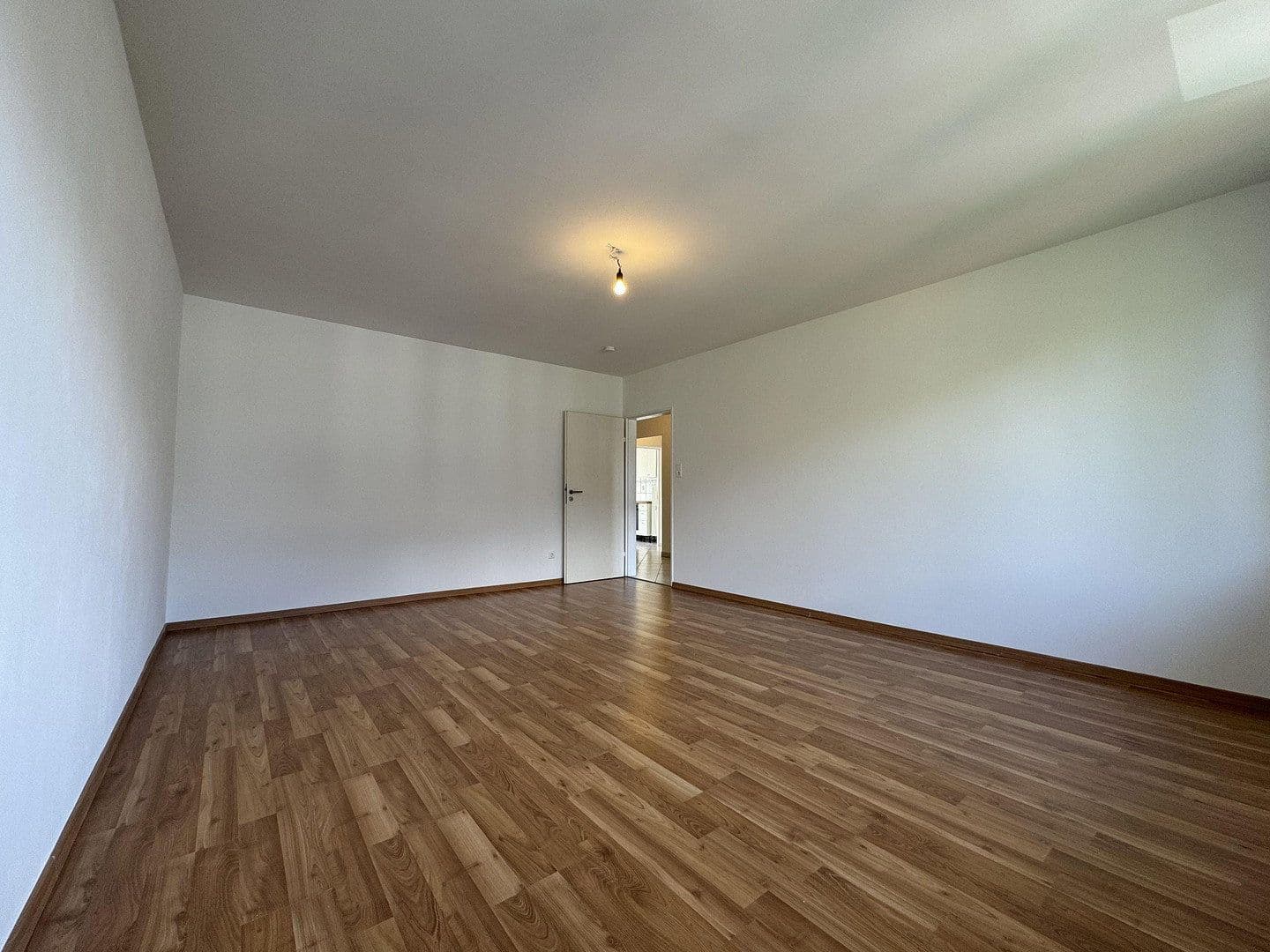 Prenájom bytu 2-izbový 66 m², Berger Straße 100, Frankfurt am Main, Hesensko Prenájom bytu 2-izbový 66 m², Berger Straße 100, Frankfurt am Main, Hesensko